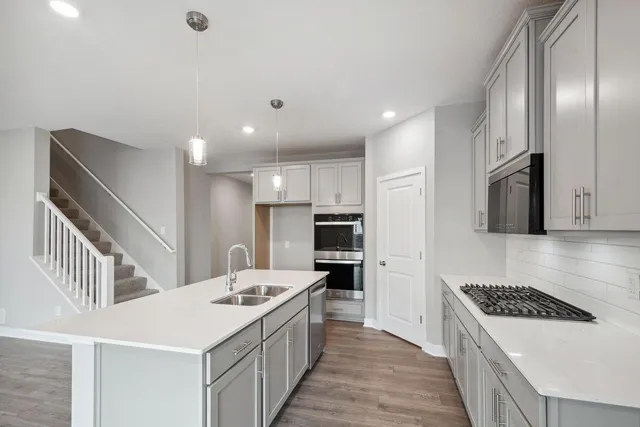 $550,000 | 712 Winterberry Lane, Waconia, MN 55387