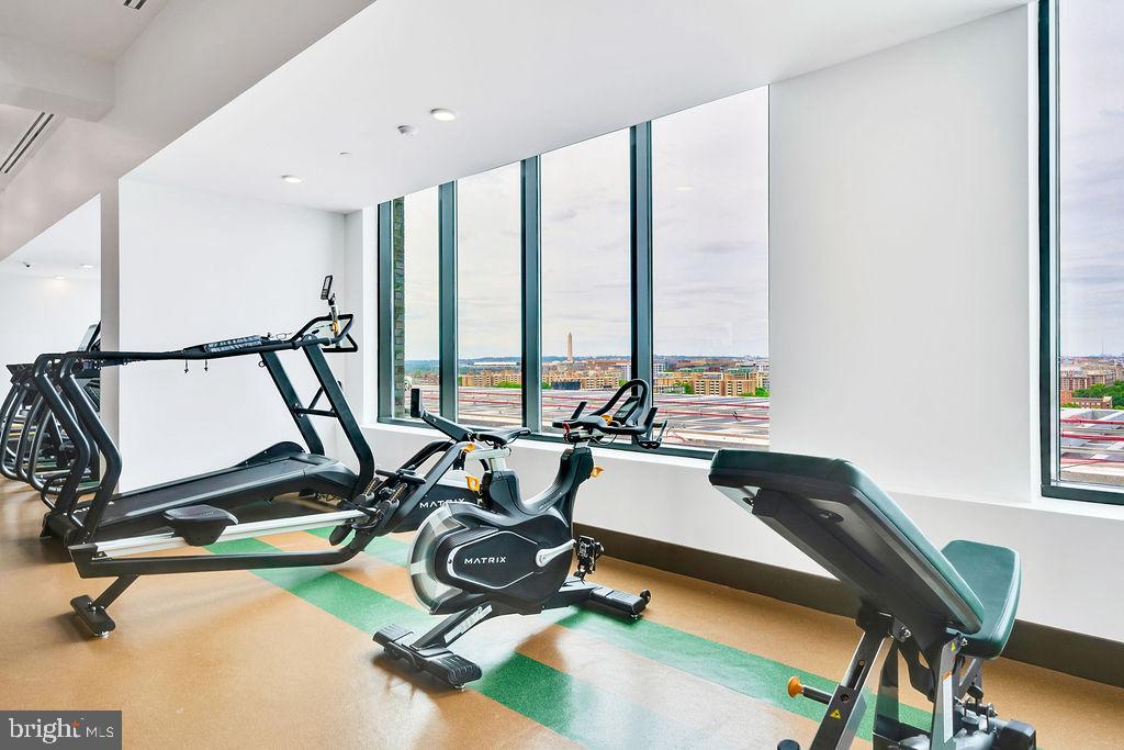 113 Potomac Avenue Southwest, Unit 1127 Washington, DC 20024 - Photo 25 of 50