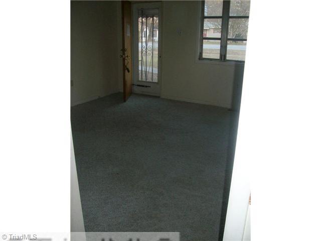 5050 Harvey Road Jamestown, NC 27282 - Photo 8 of 16 Interior Space/Layout.