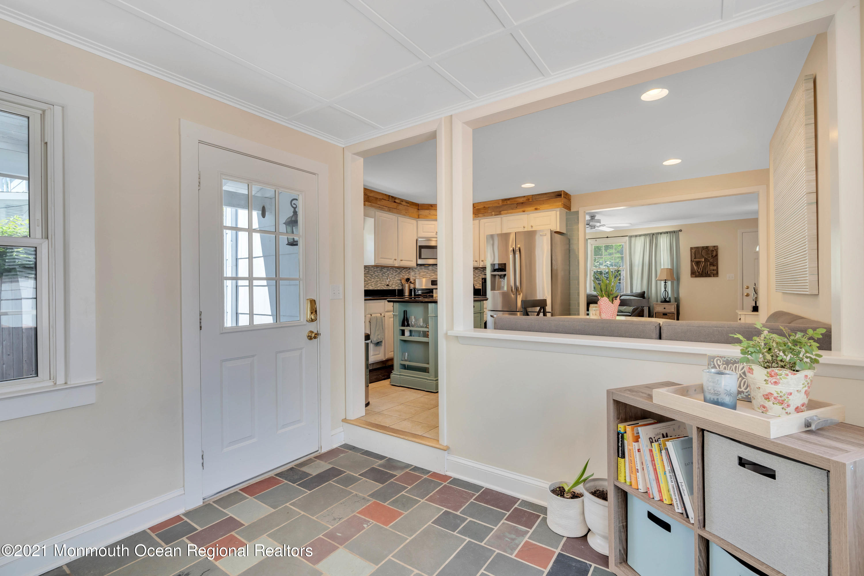 2212 Kenneth Road Point Pleasant, NJ 08742 - Photo 20 of 43 a view of a kitchen and dining room