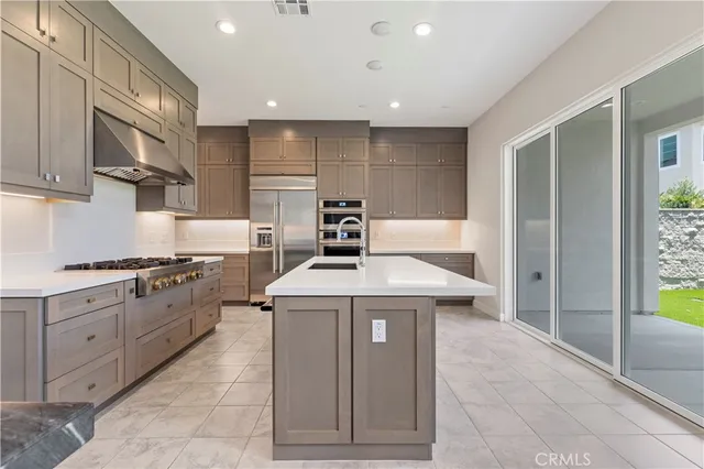 $1,899,000 | 120 Holliston, Lake Forest, CA 92630