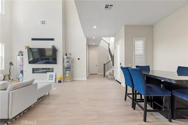 $1,899,000 | 120 Holliston, Lake Forest, CA 92630