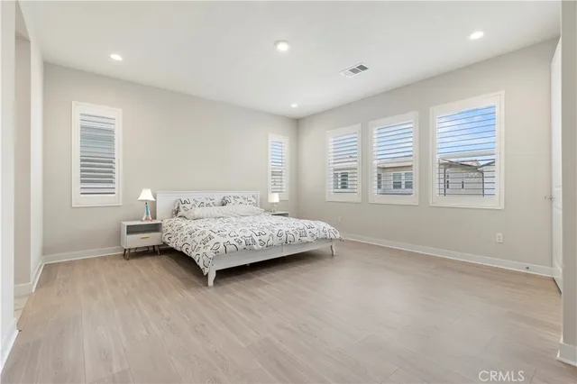 $1,899,000 | 120 Holliston, Lake Forest, CA 92630