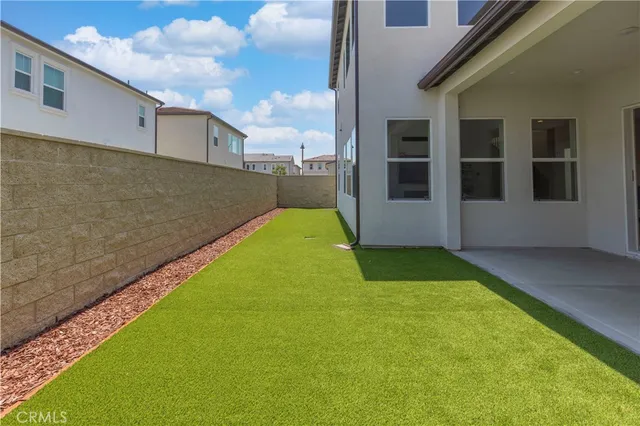 $1,899,000 | 120 Holliston, Lake Forest, CA 92630