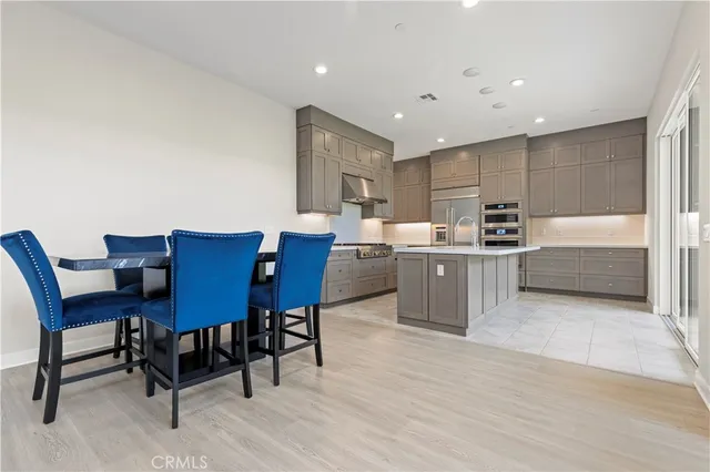 $1,899,000 | 120 Holliston, Lake Forest, CA 92630