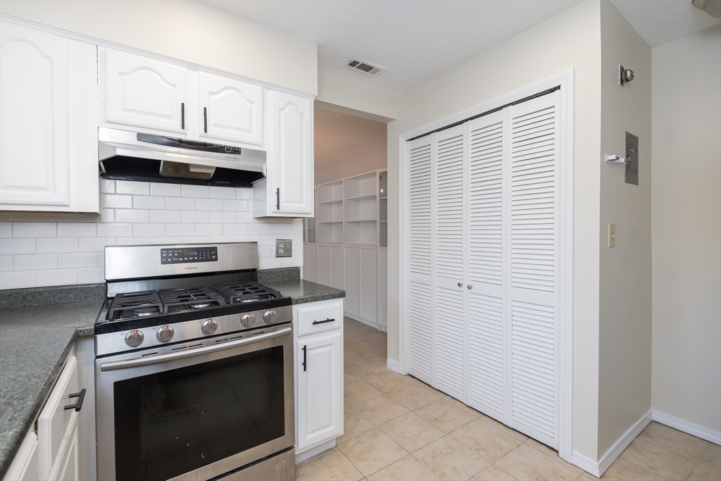 468 Island Street, Unit 468 Stoughton, MA 02072 - Photo 14 of 32