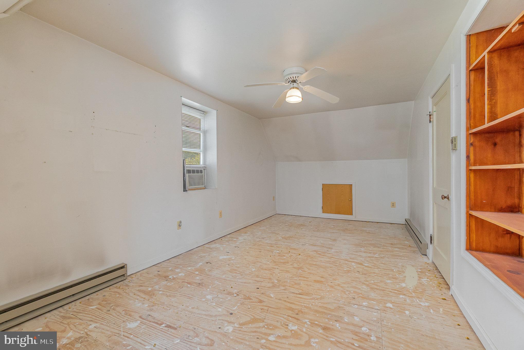 7922 Highpoint Road Baltimore, MD 21234 - Photo 16 of 31 BEDROOM 3 UPPER LEVEL
