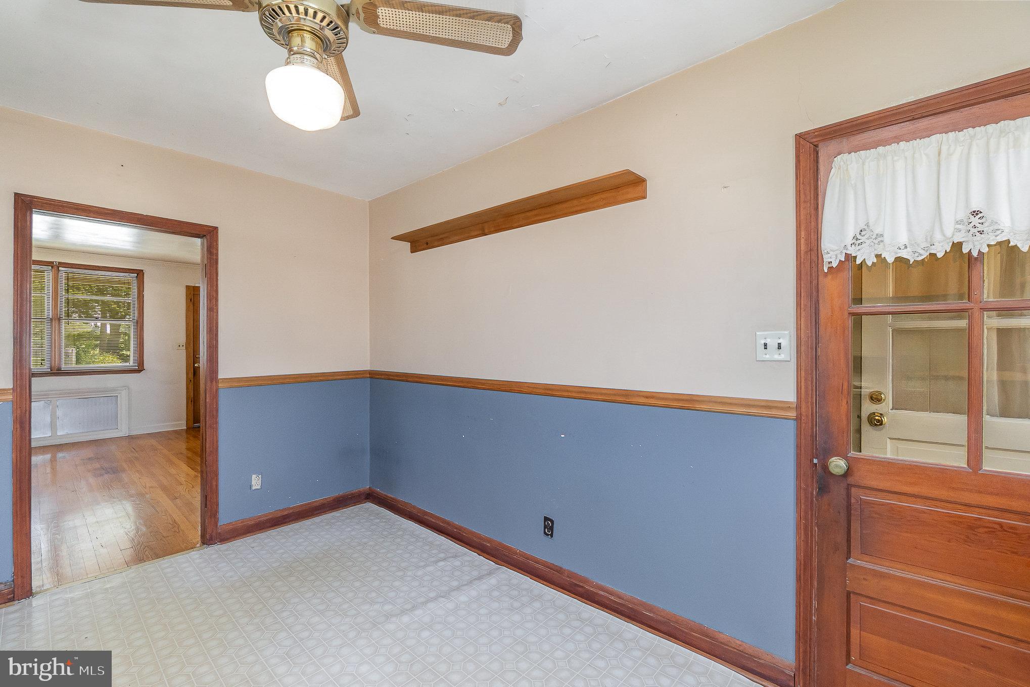 7922 Highpoint Road Baltimore, MD 21234 - Photo 8 of 31 KITCHEN