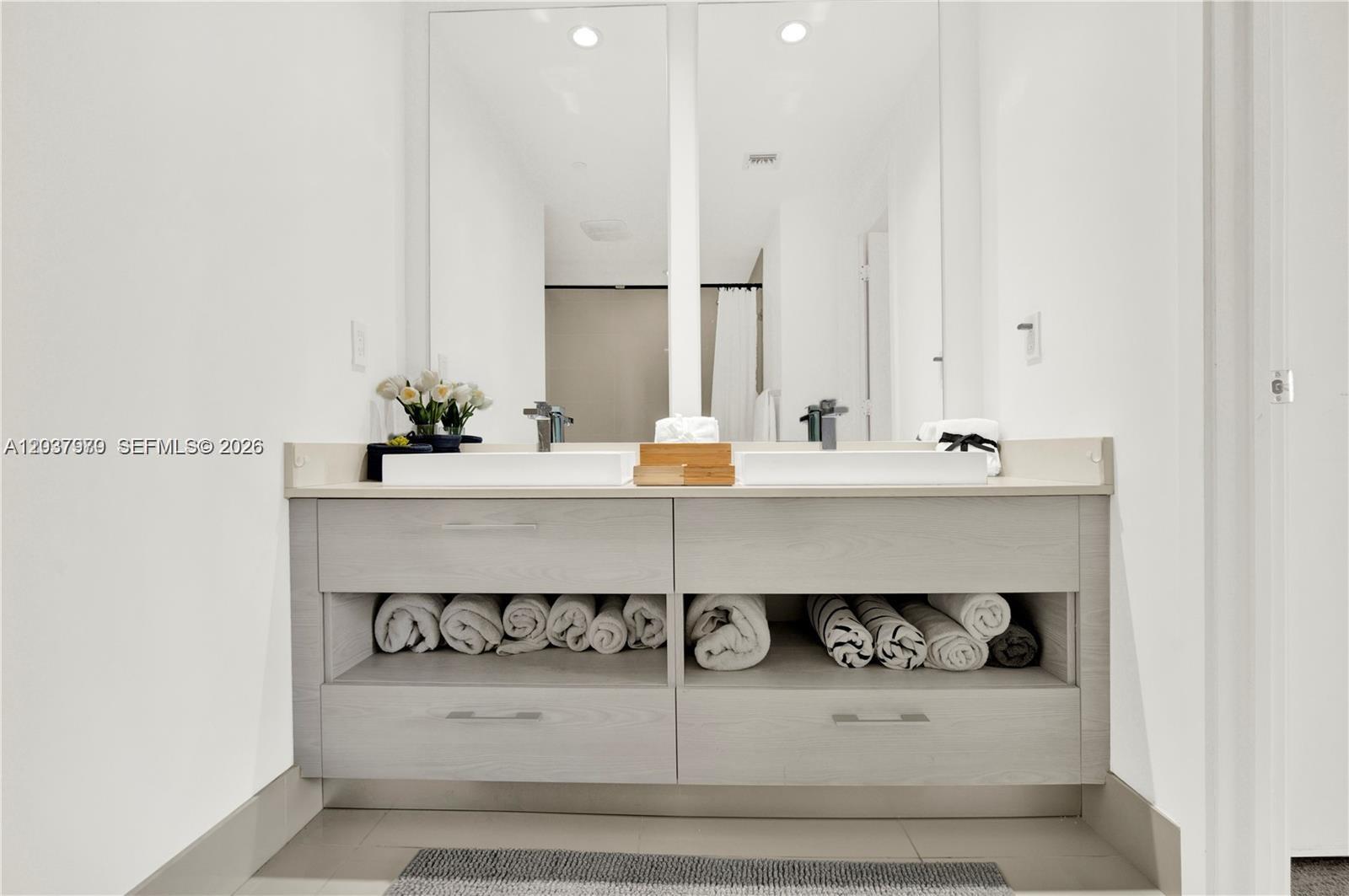 45 Southwest 9th Street, Unit 1609 Miami, FL 33130 - Photo 18 of 50