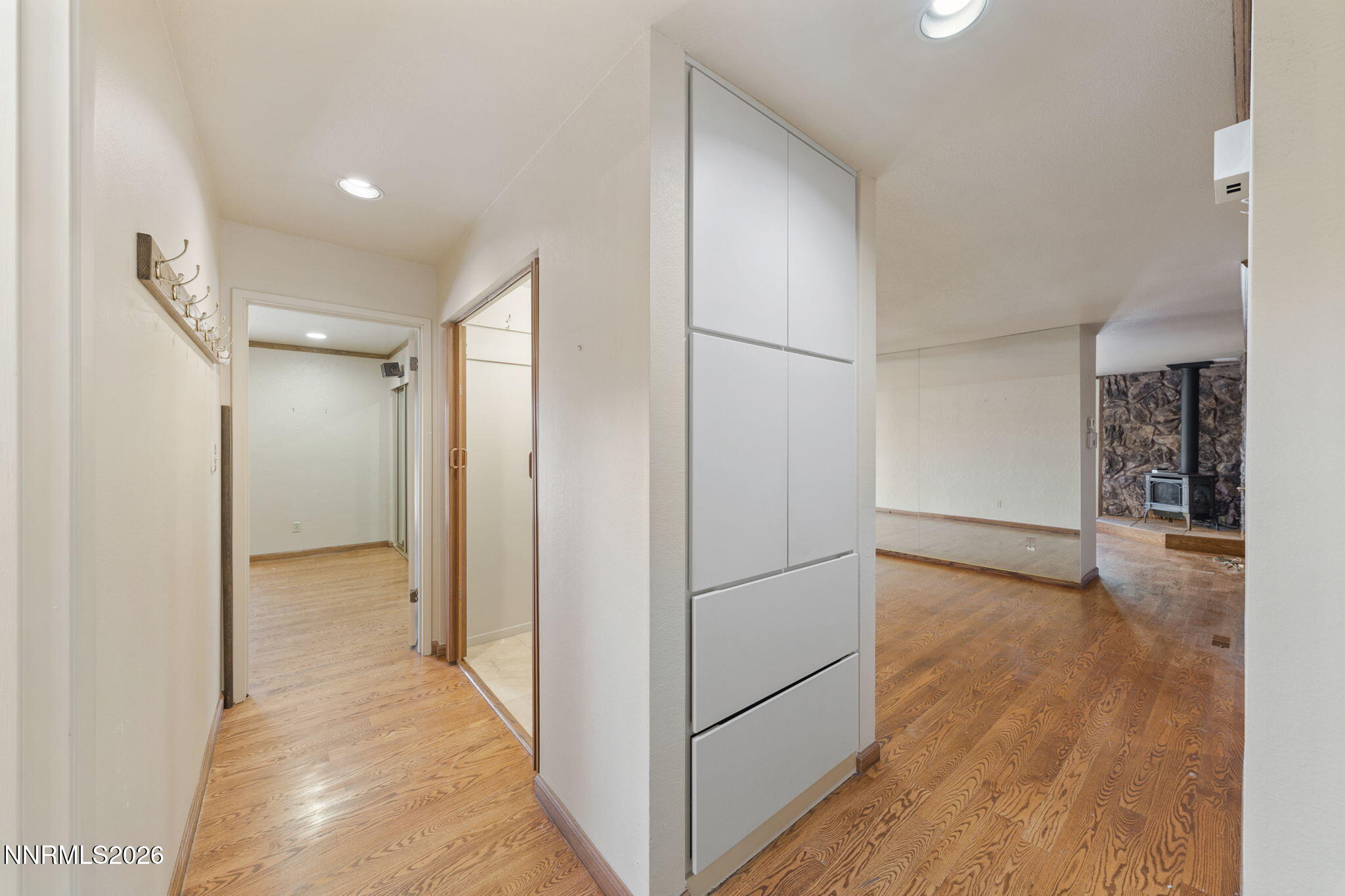 2230 King Edward Drive Reno, NV 89503 - Photo 22 of 51 24-web-or-mls-A7V05084