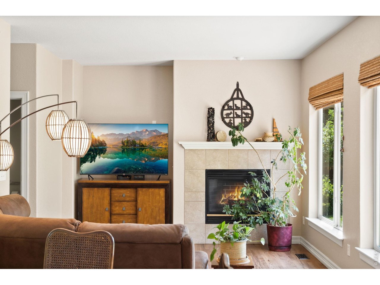 639 Americana Road Longmont, CO 80504 - Photo 10 of 50 Main level family room