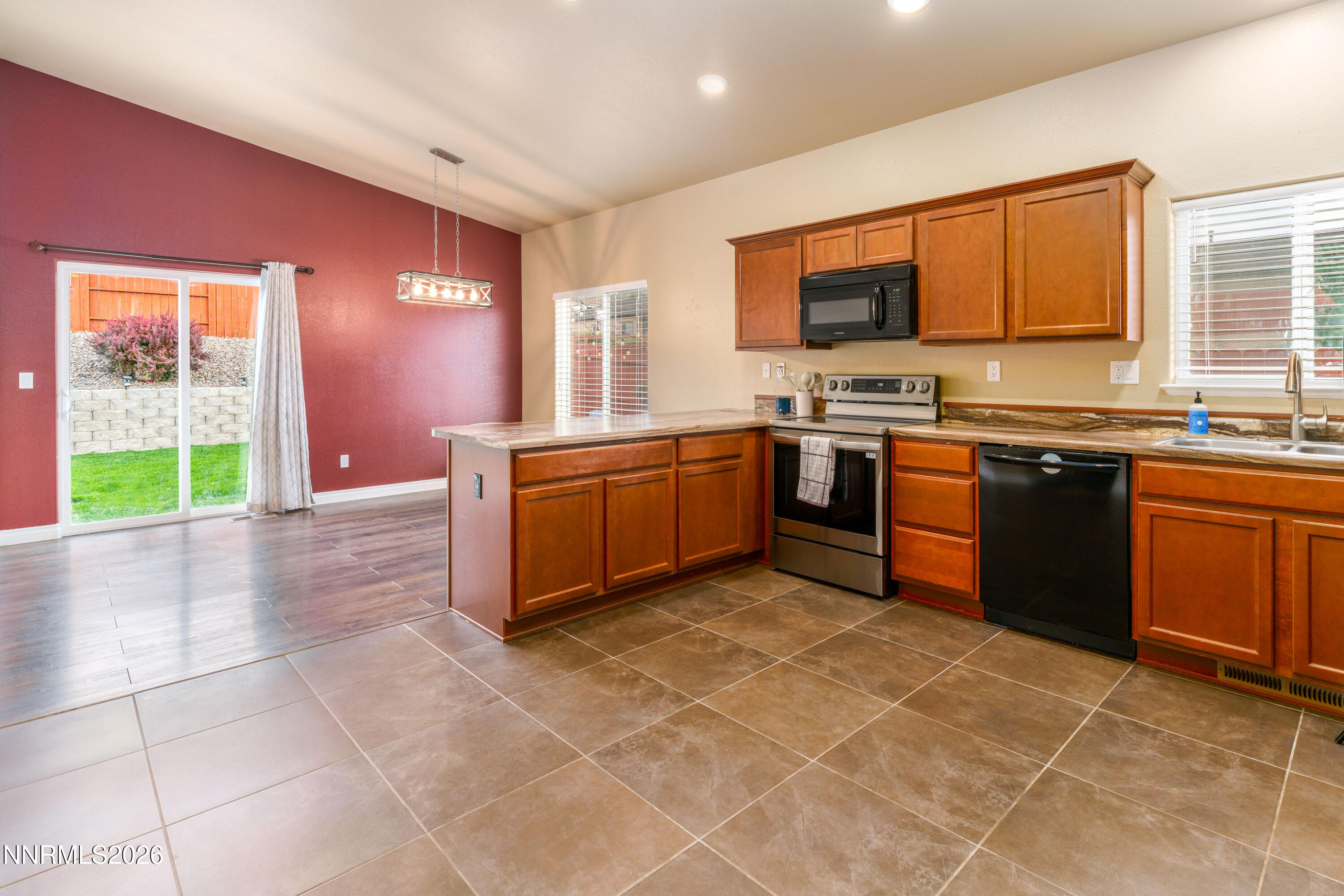 18176 Kodiak Bear Court Reno, NV 89508 - Photo 10 of 25 DSC00690-Edit-2