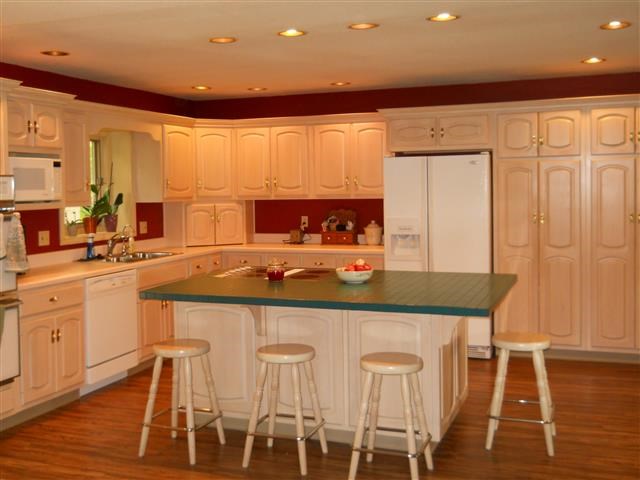 7107 West Maple Grove Road Huntington, IN 46750 - Photo 10 of 30 Gallery Image 10