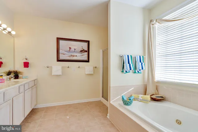 a bathroom with a tub