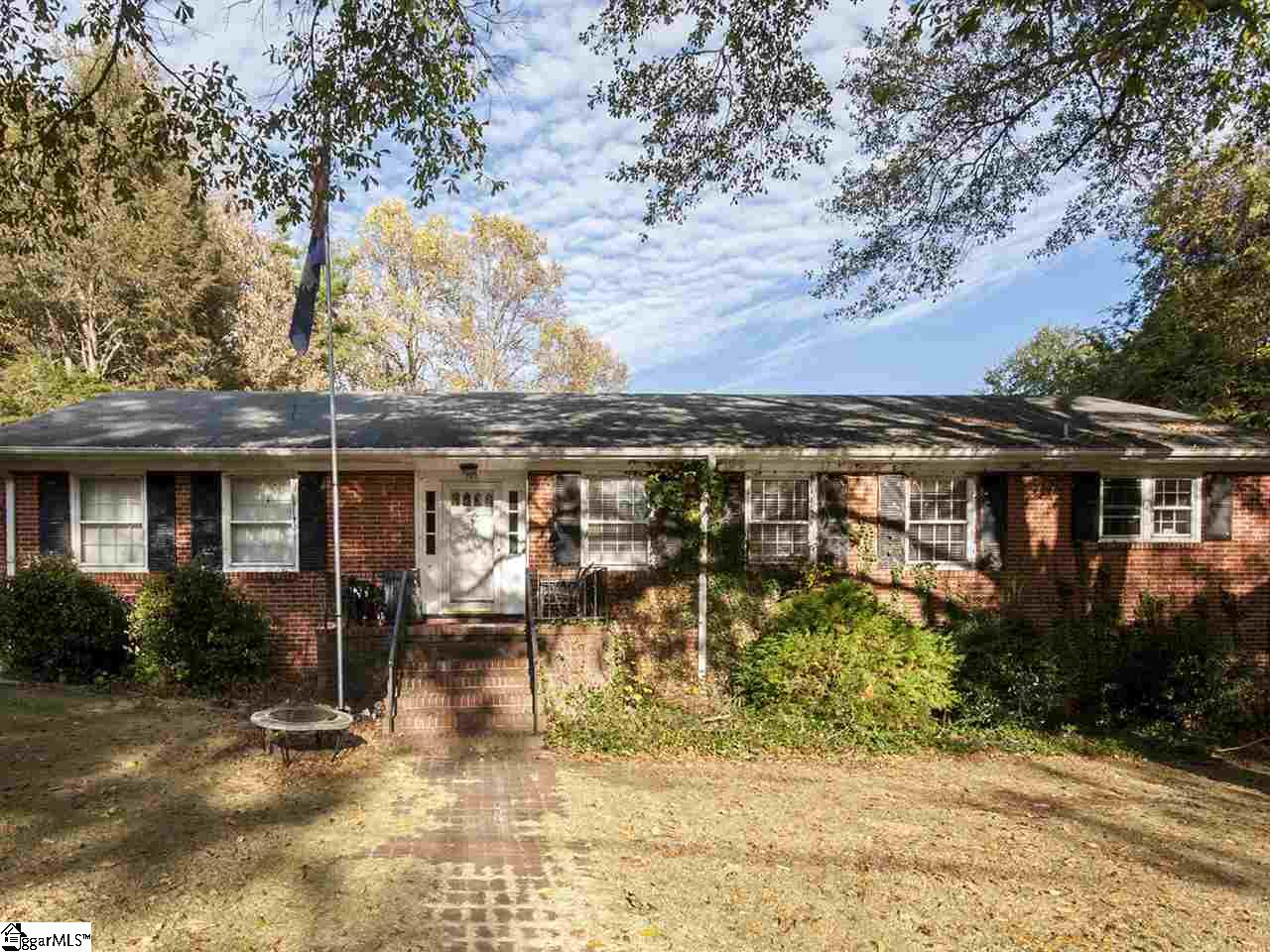 109 Spring Valley Road Greenville, SC 29615 - Photo 2 of 32 Gallery Image 2