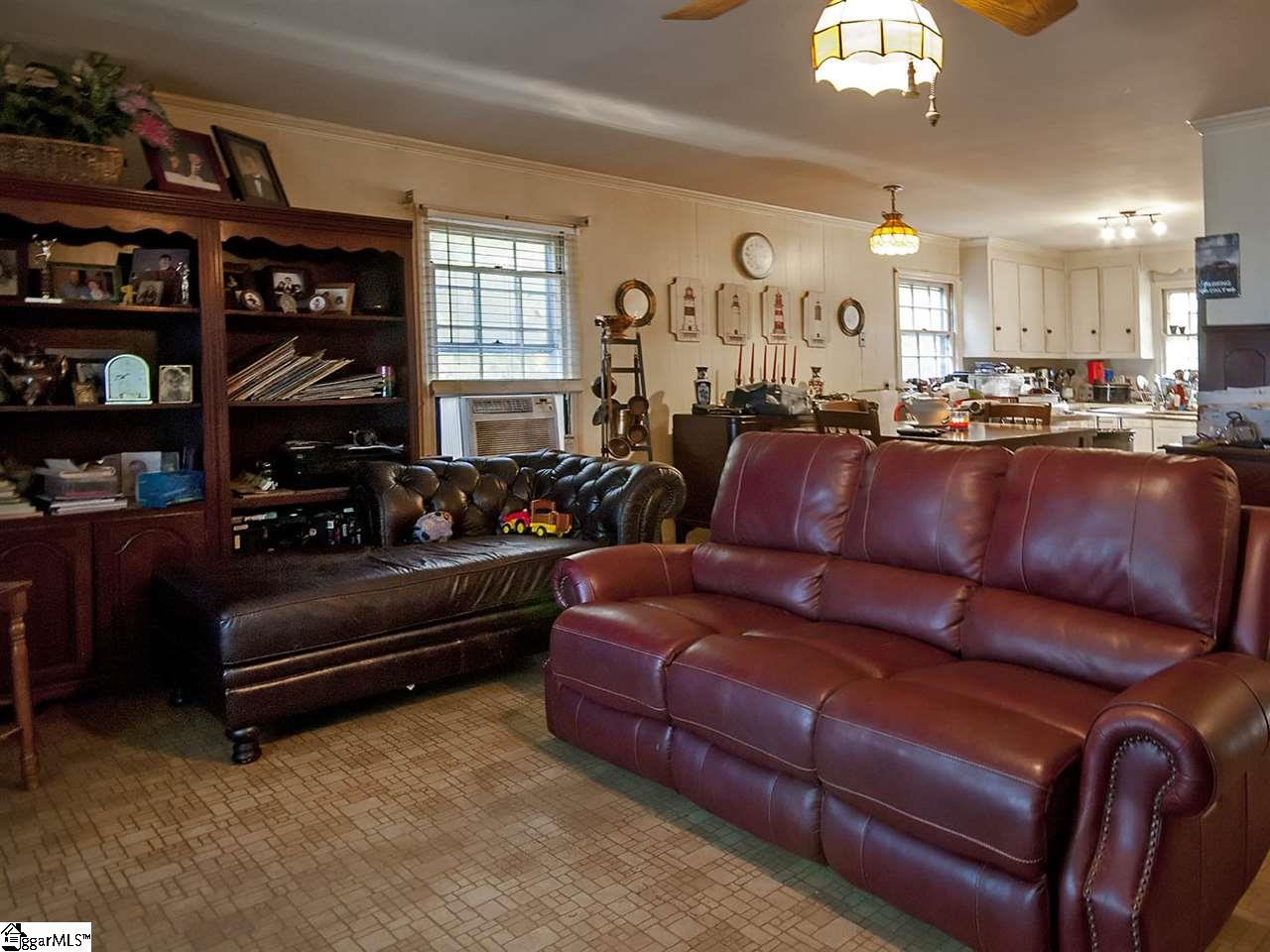 109 Spring Valley Road Greenville, SC 29615 - Photo 14 of 32 Gallery Image 14