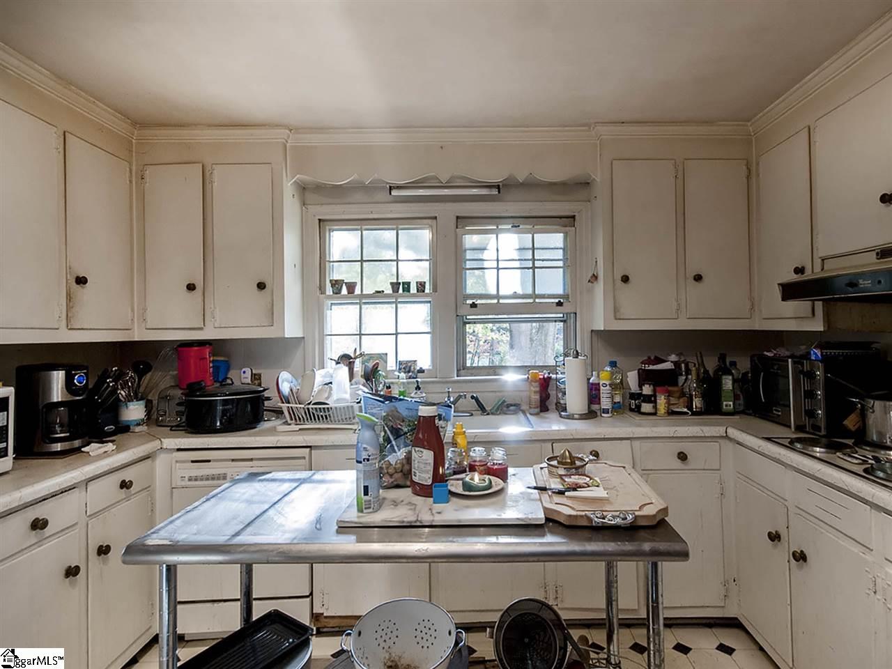 109 Spring Valley Road Greenville, SC 29615 - Photo 16 of 32 Gallery Image 16