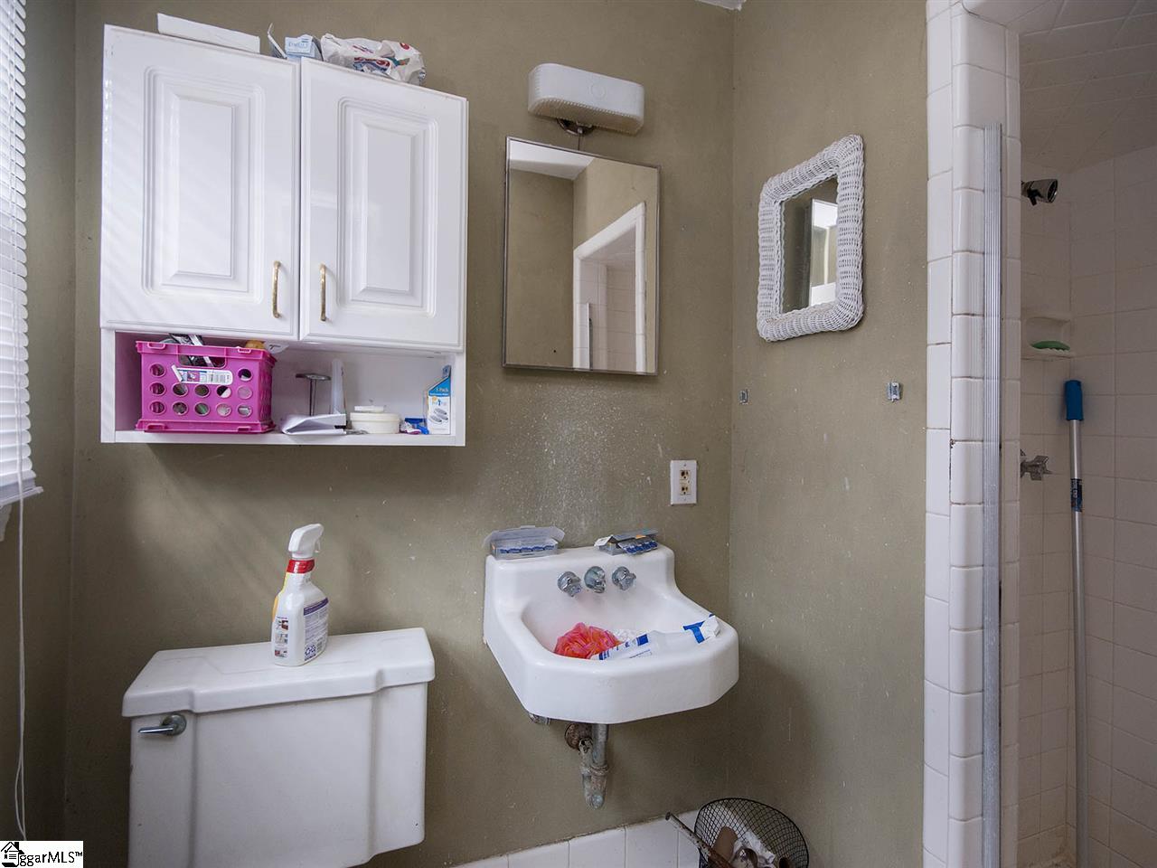 109 Spring Valley Road Greenville, SC 29615 - Photo 20 of 32 Gallery Image 20