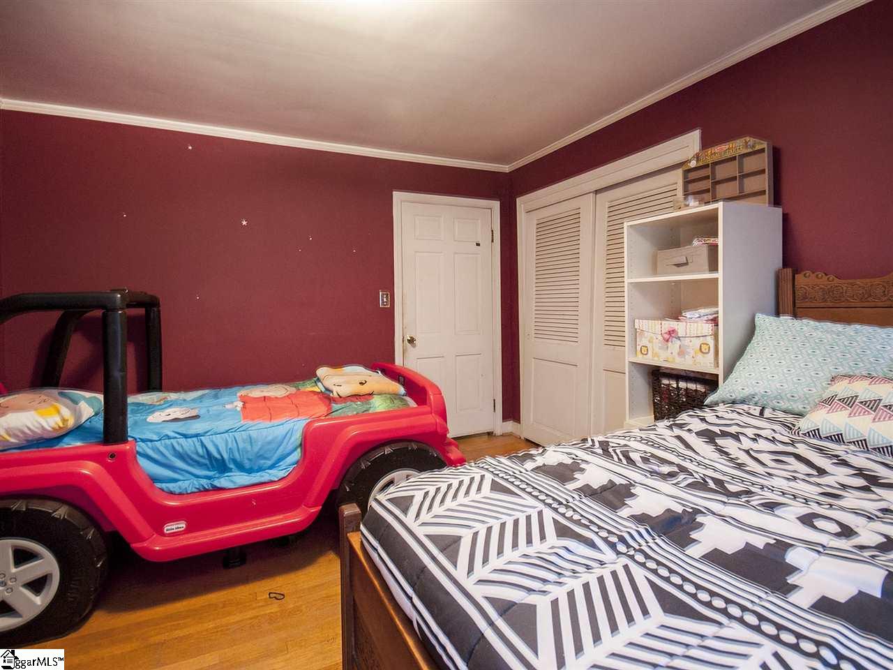 109 Spring Valley Road Greenville, SC 29615 - Photo 25 of 32 Gallery Image 25