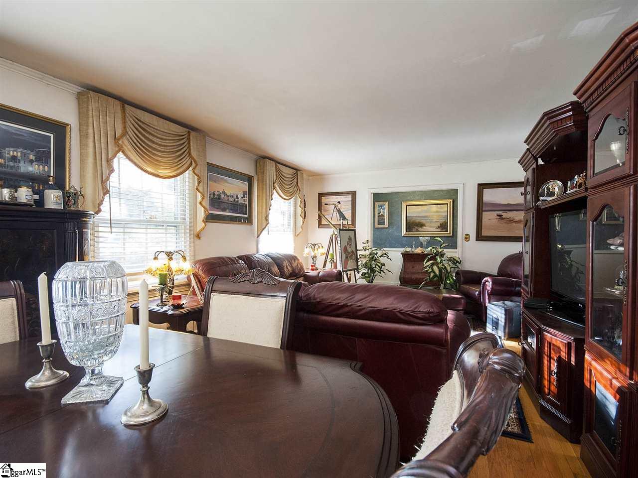 109 Spring Valley Road Greenville, SC 29615 - Photo 8 of 32 Gallery Image 8