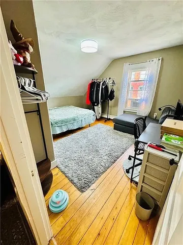 $1,850 | 1071 Main Street, Unit 3, Pawtucket, RI 02860