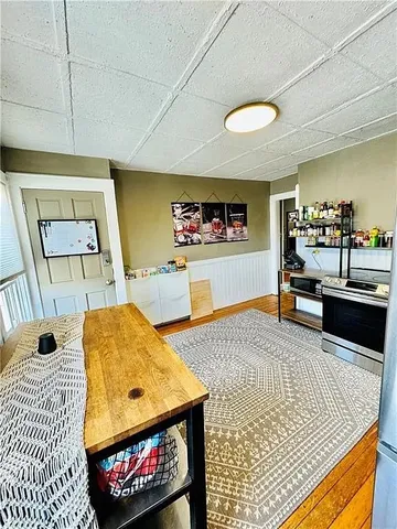 $1,850 | 1071 Main Street, Unit 3, Pawtucket, RI 02860