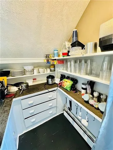 $1,850 | 1071 Main Street, Unit 3, Pawtucket, RI 02860