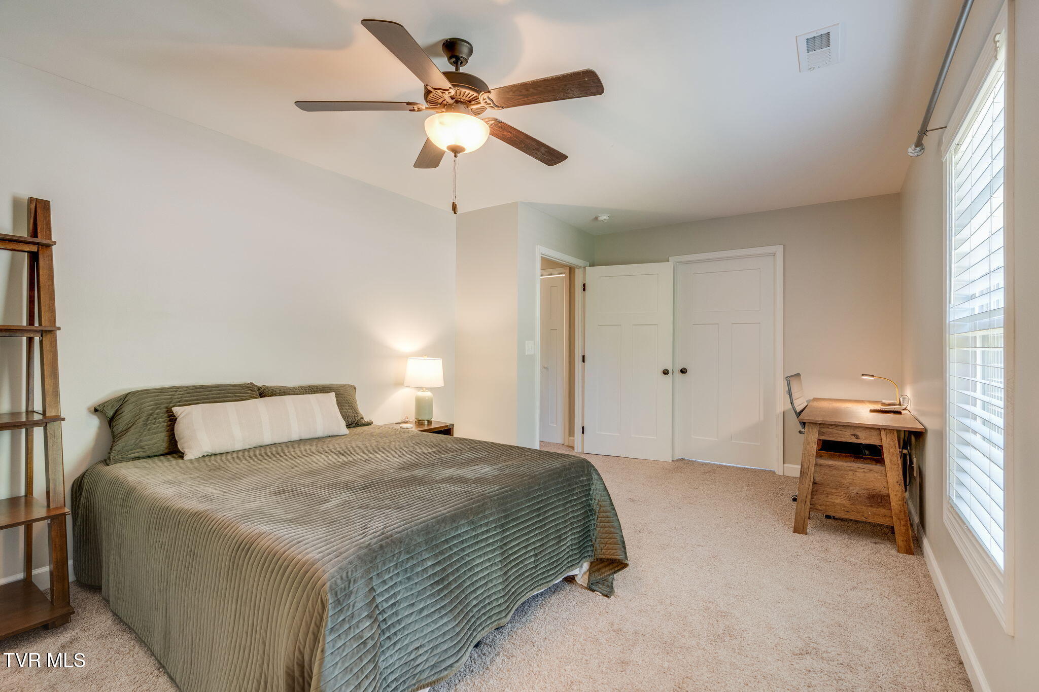 262 Ridge Pointe Johnson City, TN 37604 - Photo 12 of 26 018
