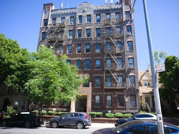 $275,000 | 219 78th Street, Unit 3D | Bay Ridge