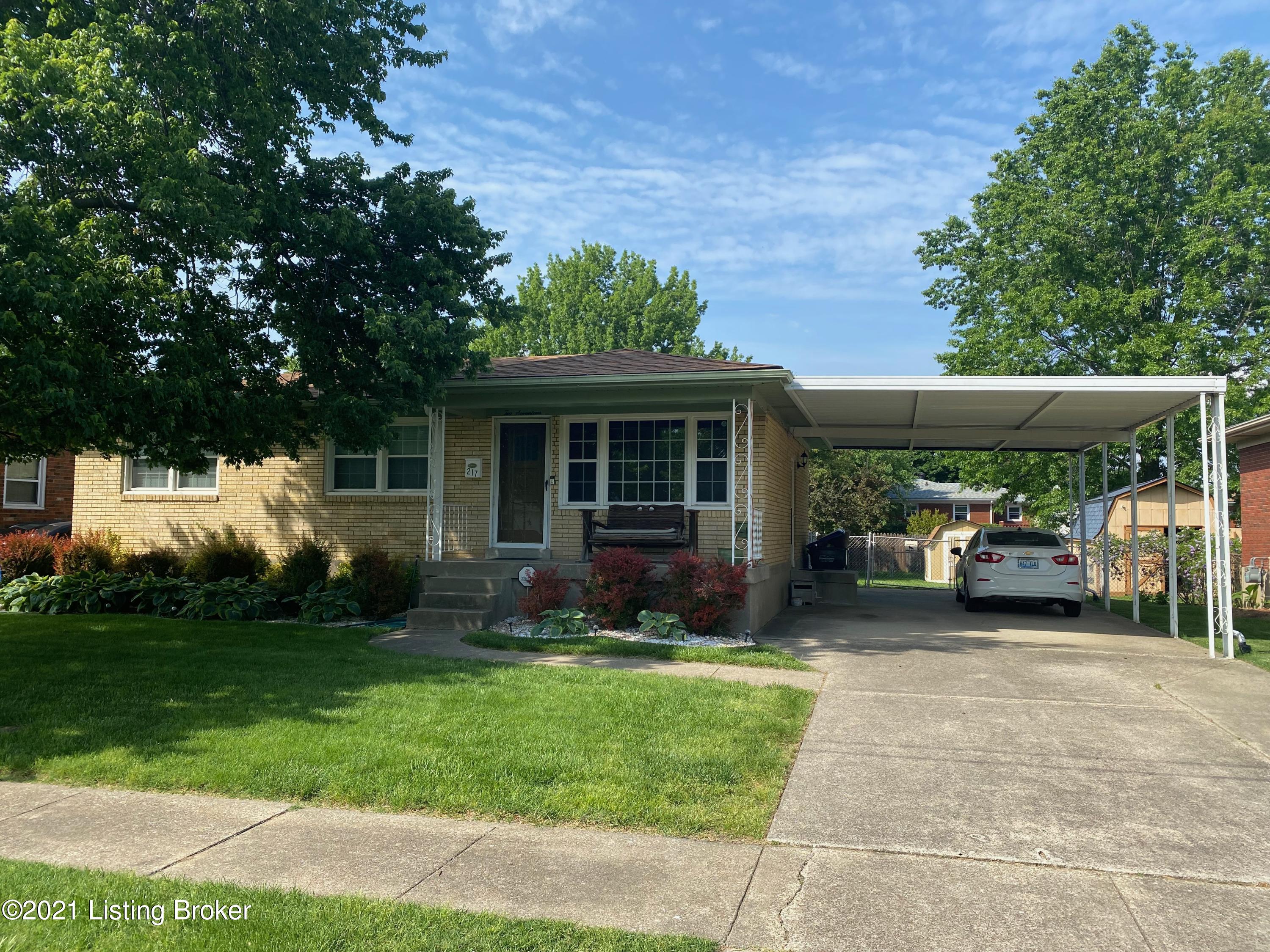 217 Appomattox Road Louisville, KY 40214 - Photo 1 of 39 IMG_1539