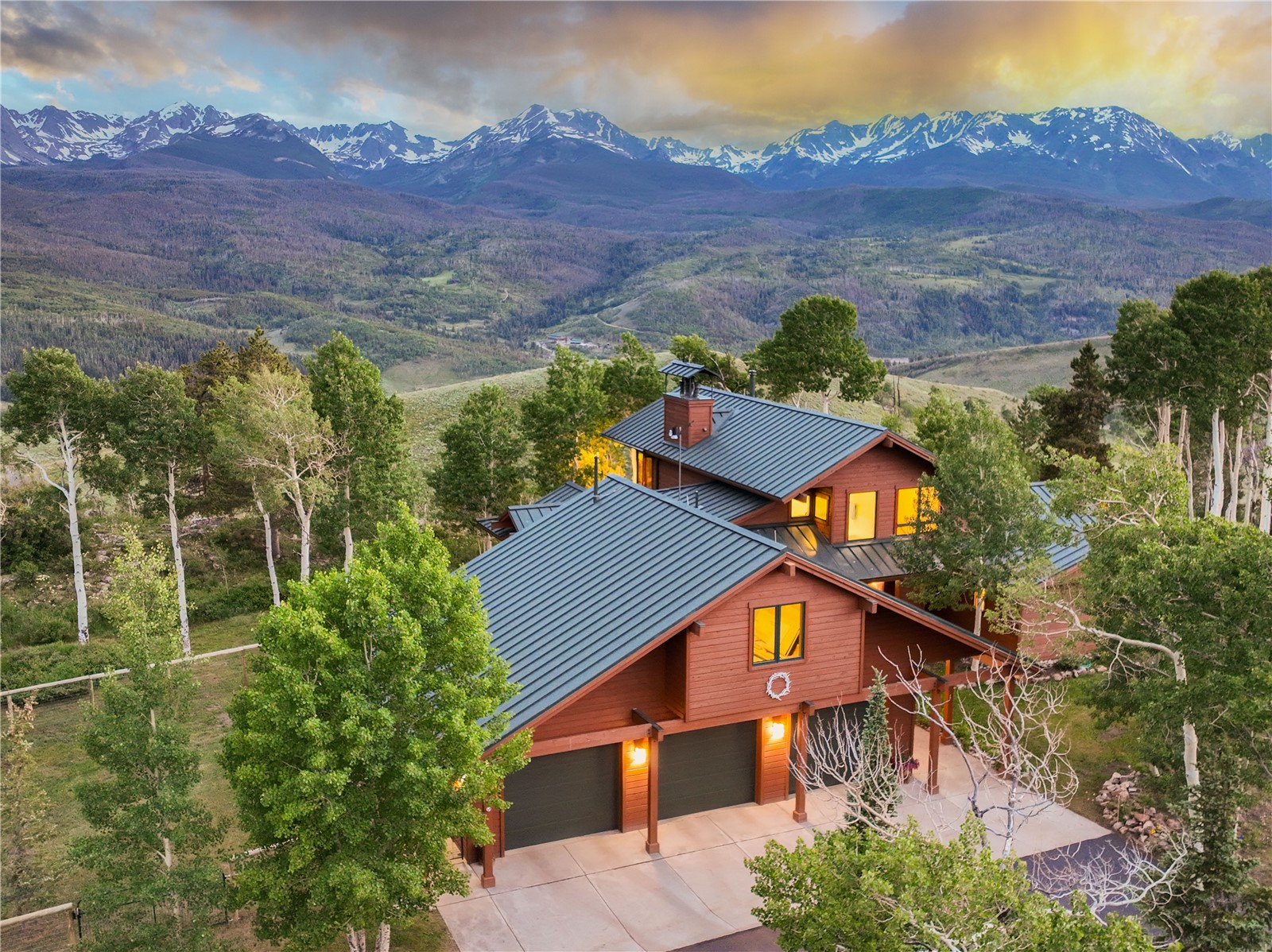 881 Antler Road Silverthorne, CO 80498 - Photo 2 of 40 Gallery Image 2