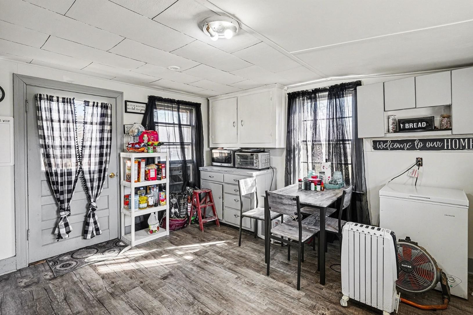 1776 Cumberland Heights Road Clarksville, TN 37040 - Photo 3 of 22