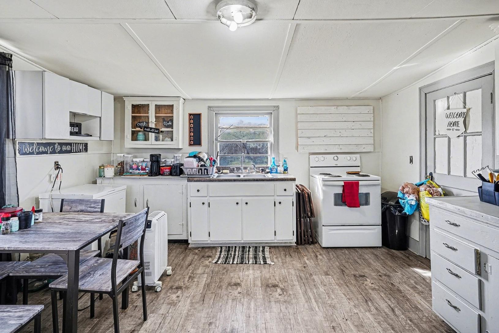 1776 Cumberland Heights Road Clarksville, TN 37040 - Photo 6 of 22