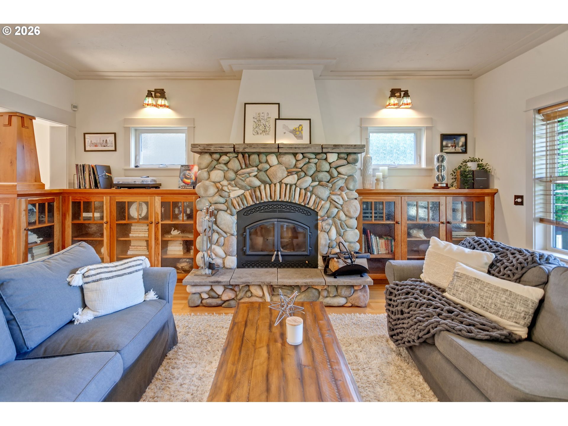 2939 Southwest Custer Street Portland, OR 97219 - Photo 8 of 48