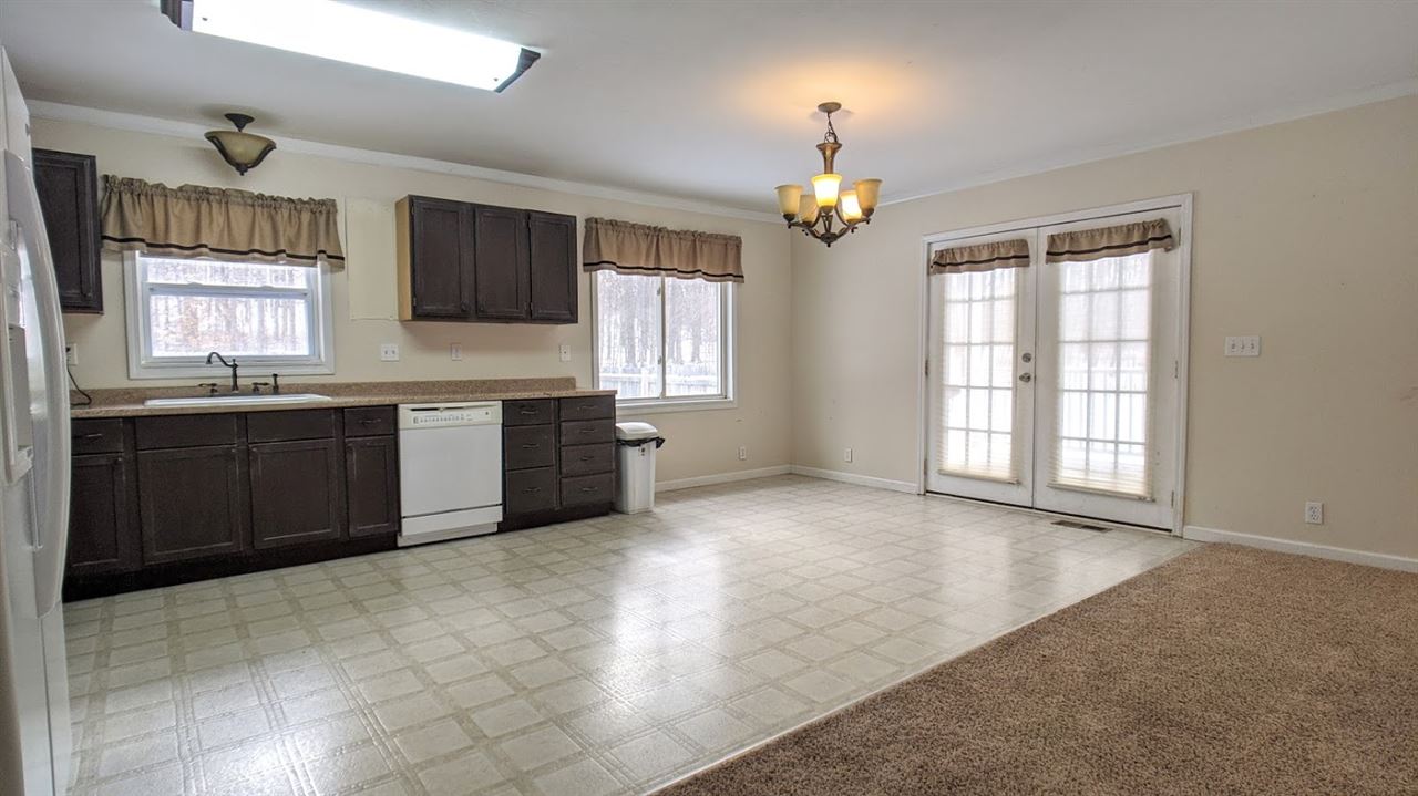 2337 South 7 1/2 Road Harrietta, MI 49638 - Photo 2 of 21 1885657-1.JPG