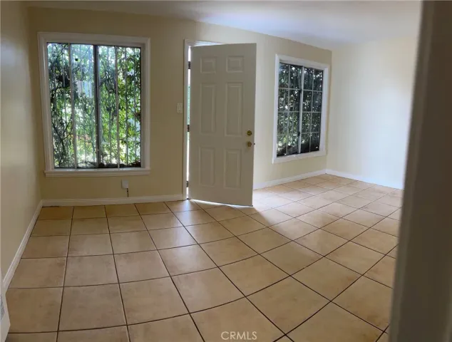 $1,475 | 4616 West 111th Street, Inglewood, CA 90304