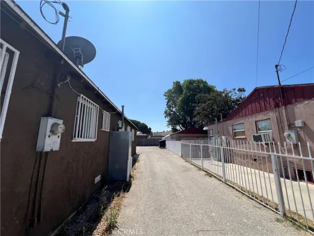 $1,475 | 4616 West 111th Street, Inglewood, CA 90304