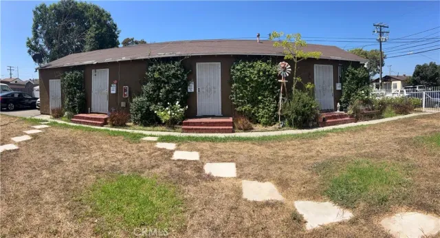 $1,475 | 4616 West 111th Street, Inglewood, CA 90304