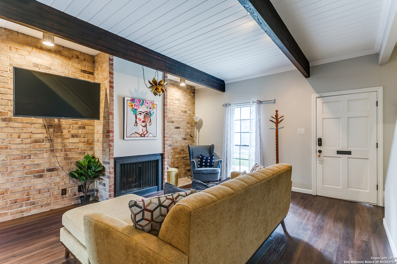 1186 Garraty Road San Antonio, TX 78209 - Photo 9 of 25