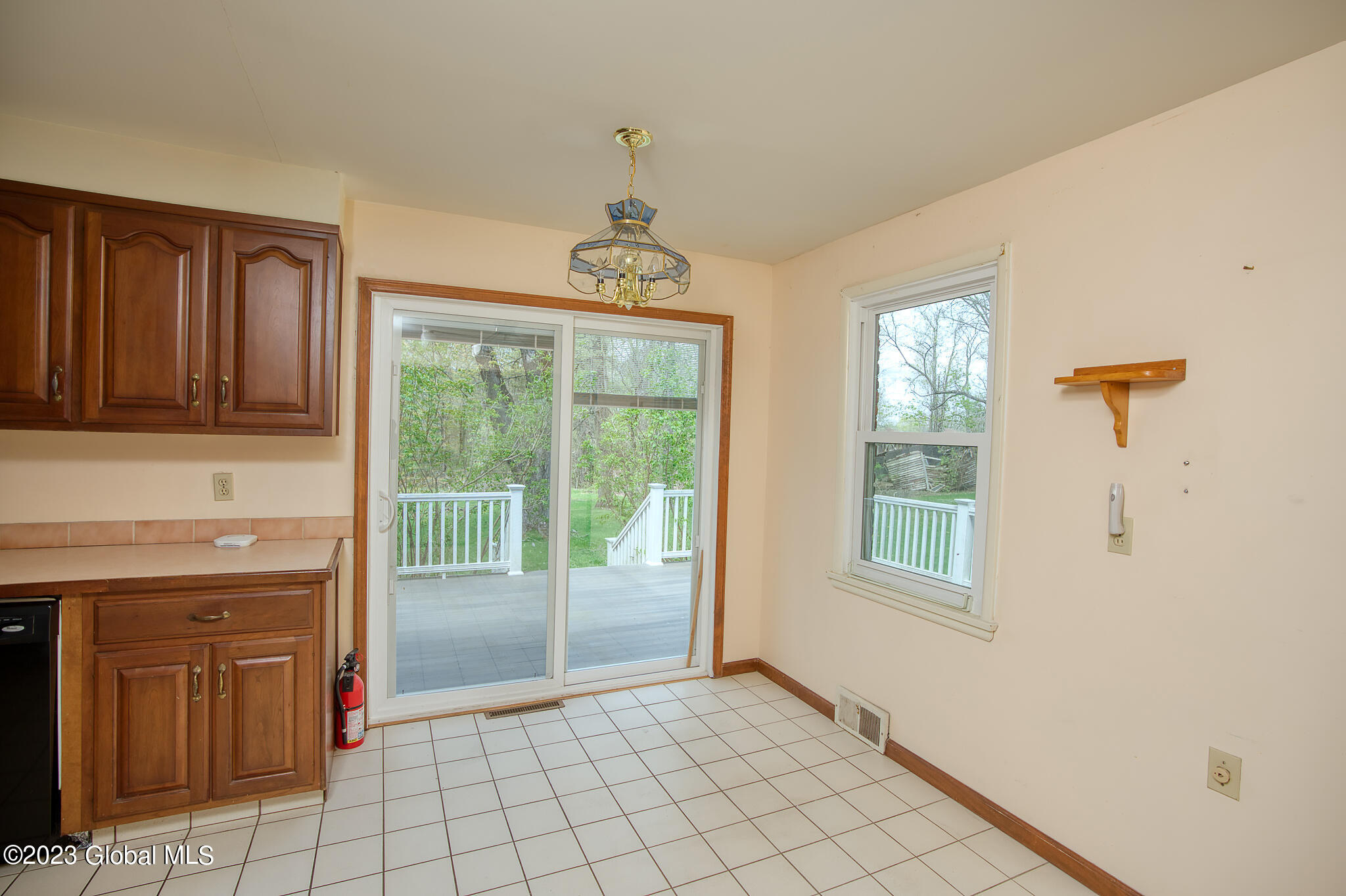 92 Ashdown Road Clifton Park, NY 12019 - Photo 13 of 45 065-92-Ashdown-Rd