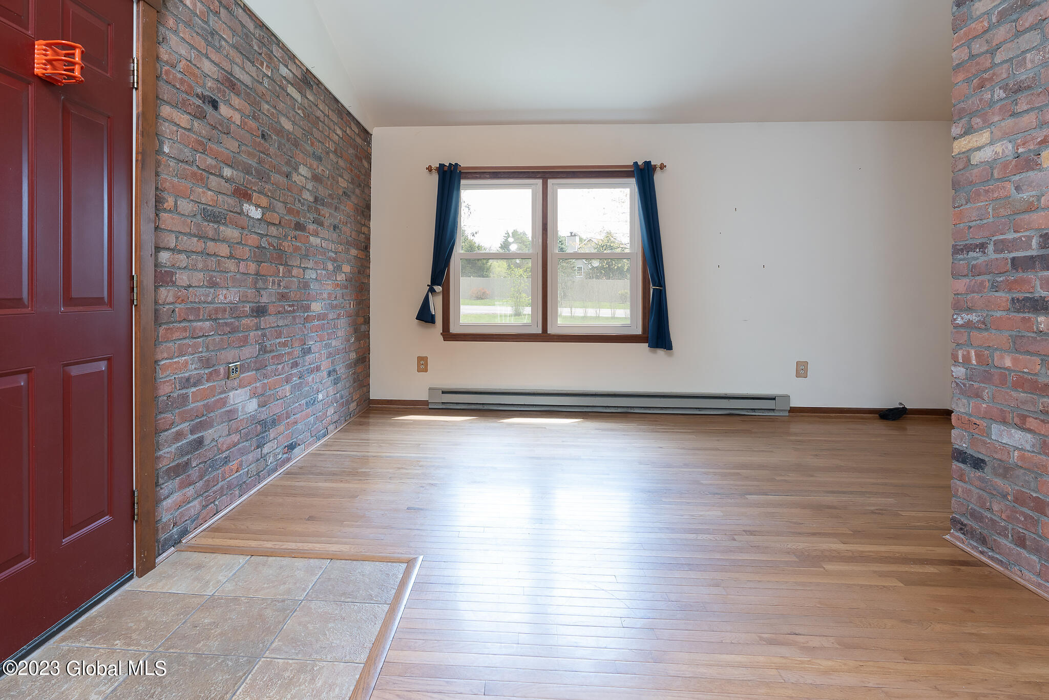 92 Ashdown Road Clifton Park, NY 12019 - Photo 4 of 45 031-92-Ashdown-Rd