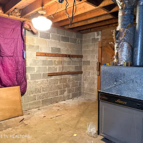 $399,900 | 137 County Road 468, Englewood, TN 37329