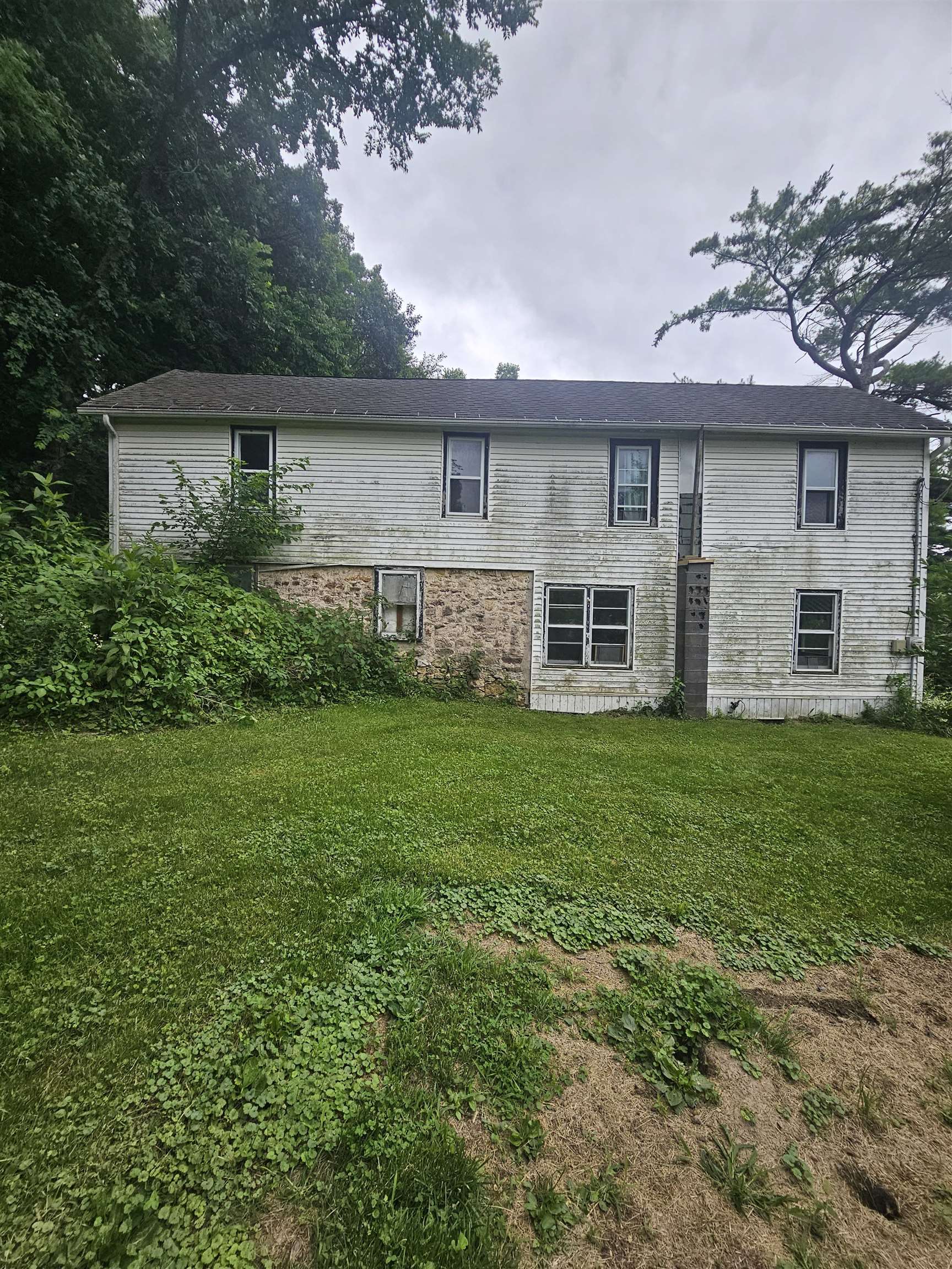4918 County Road North Cassville, WI 53806 - Photo 16 of 23