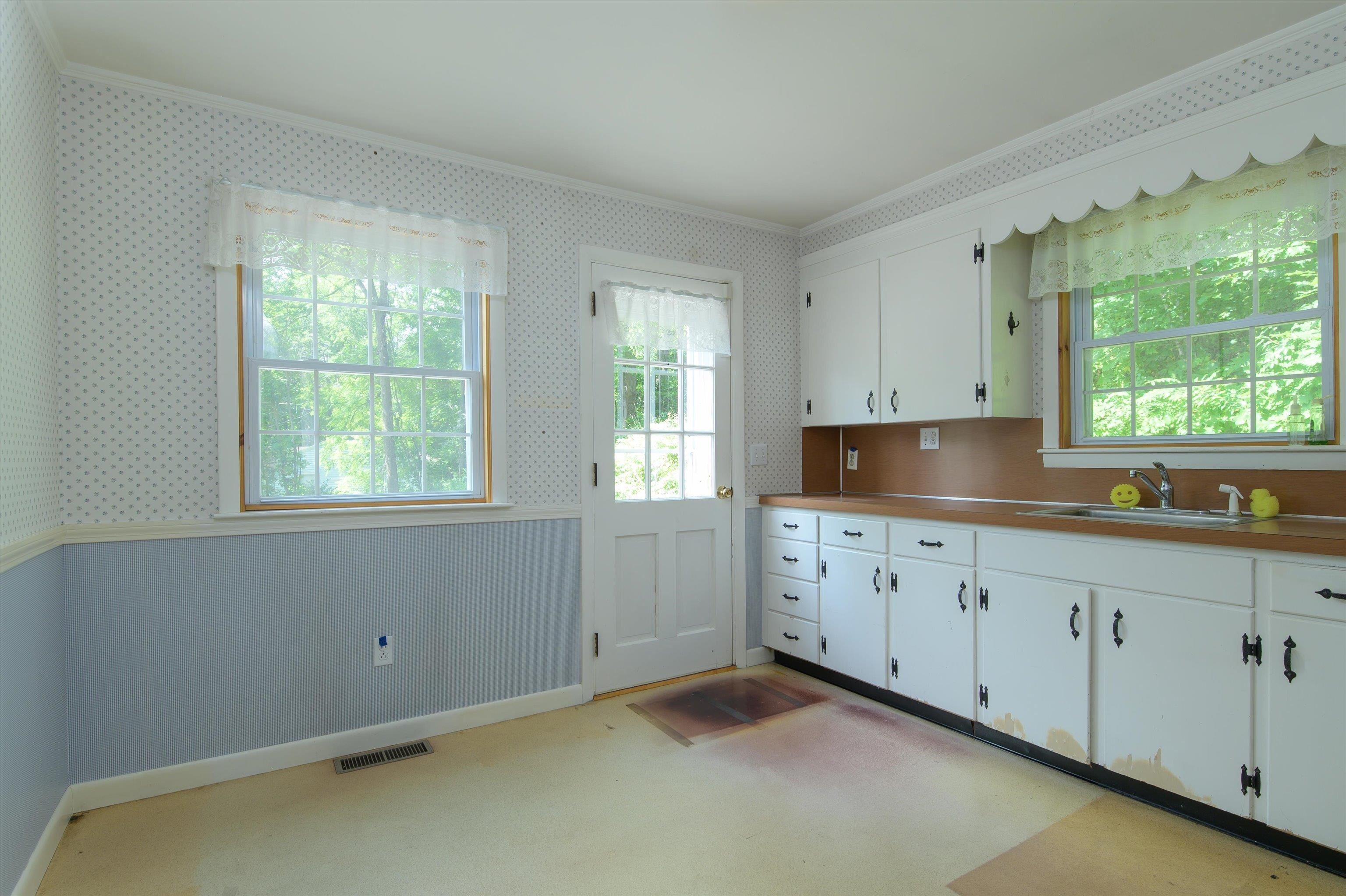 32 Mark Street Springfield, VT 05156 - Photo 23 of 40 Gallery Image 23