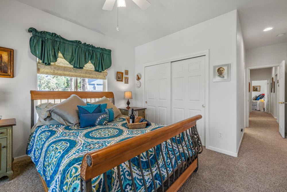 10046 Dowitcher Road Klamath Falls, OR 97601 - Photo 29 of 73 10046DowitcherRd-64