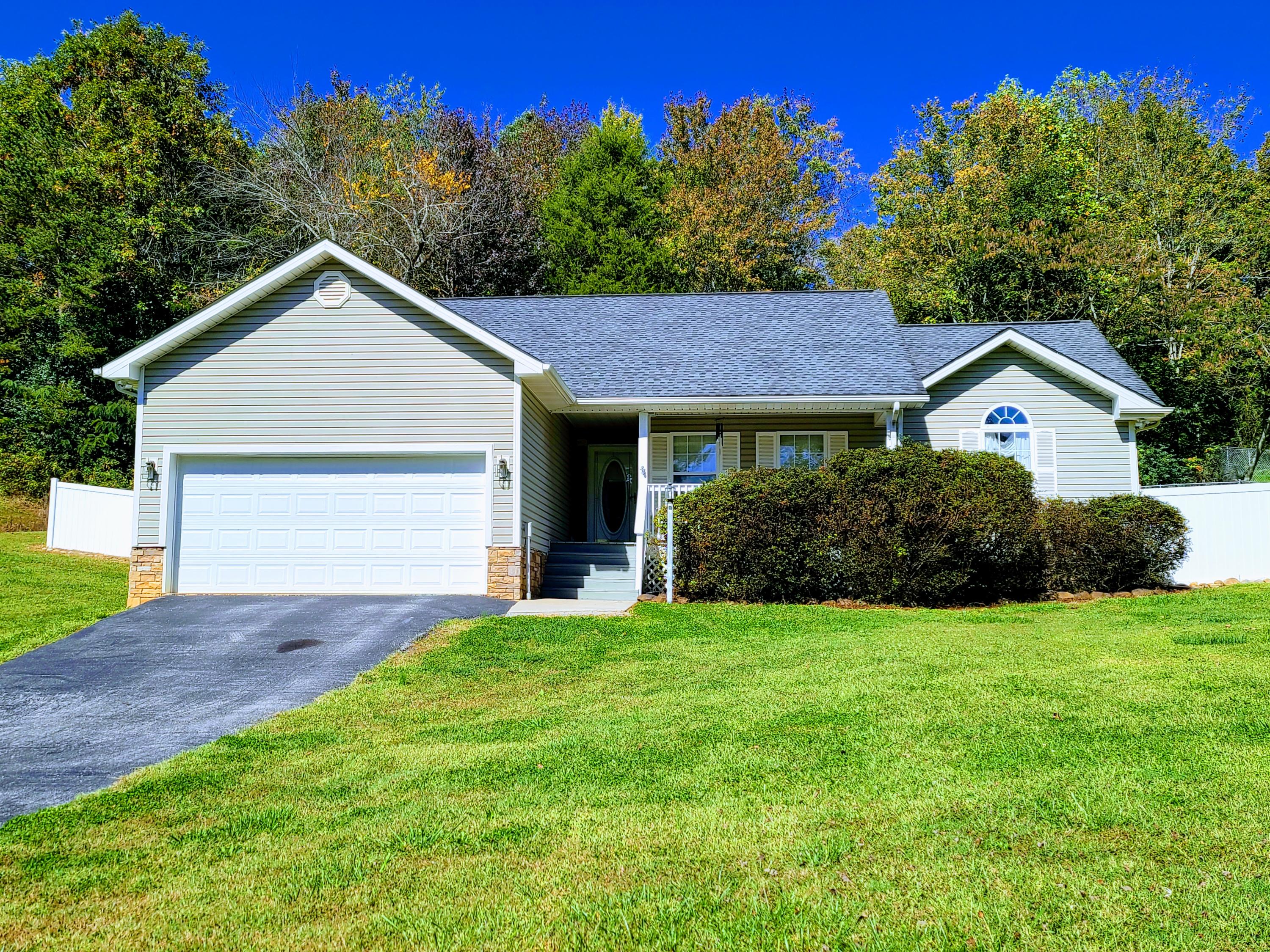 1592 Bluff Road Harriman, TN 37748 - Photo 1 of 39 20201014_141740