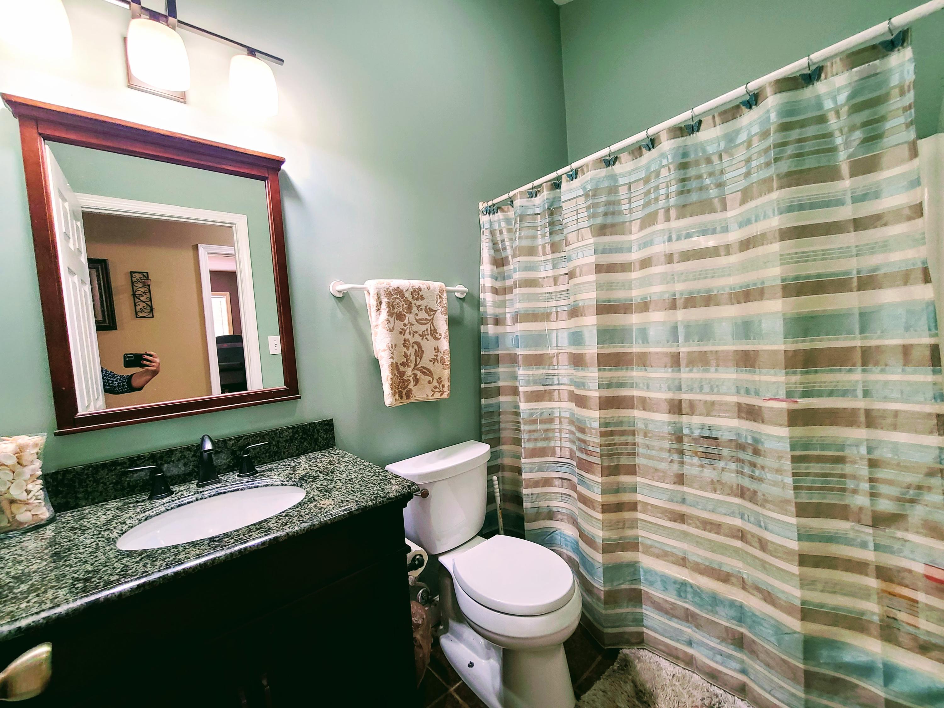 1592 Bluff Road Harriman, TN 37748 - Photo 11 of 39 Hallway Bath