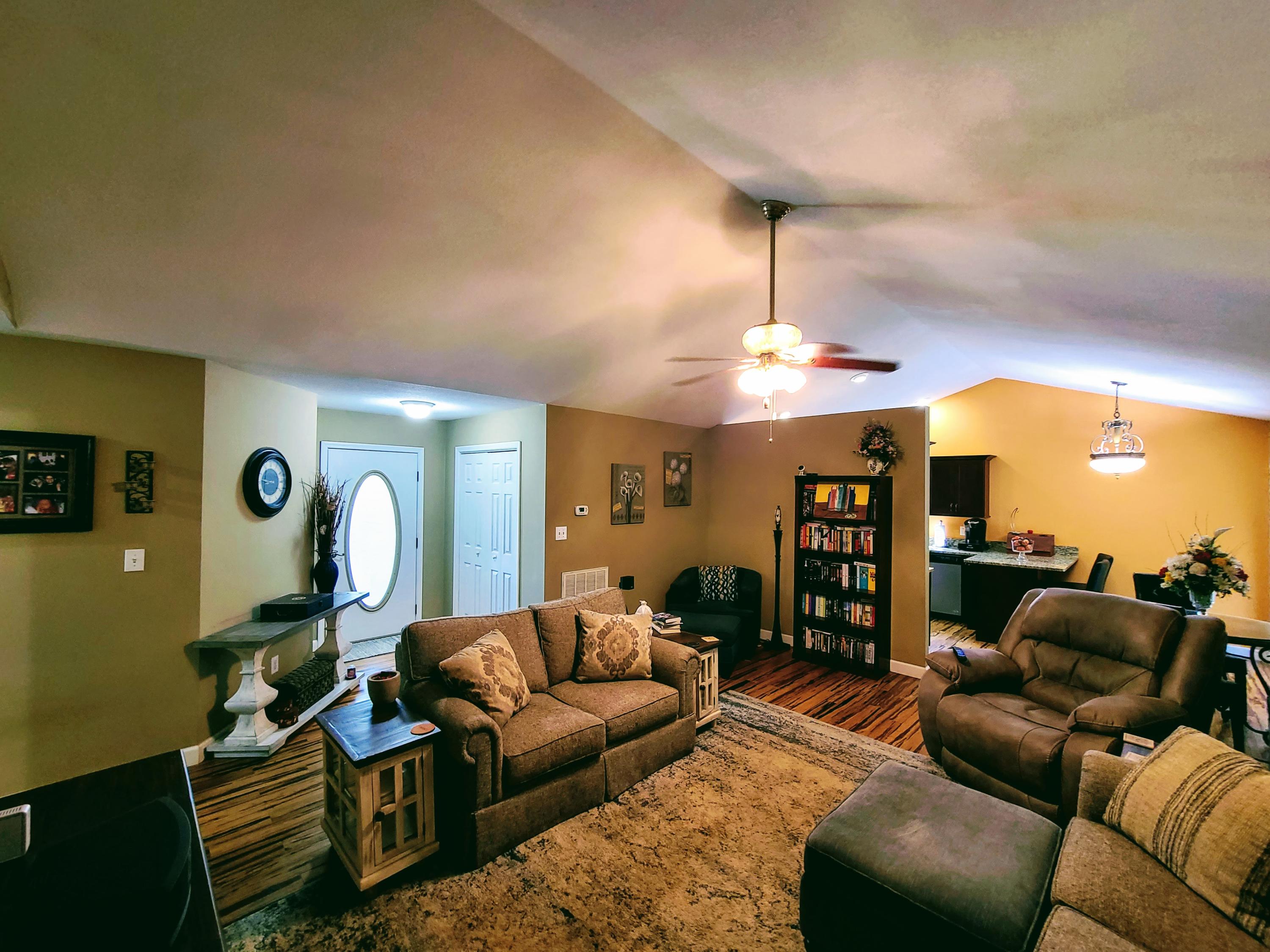 1592 Bluff Road Harriman, TN 37748 - Photo 18 of 39 Living room