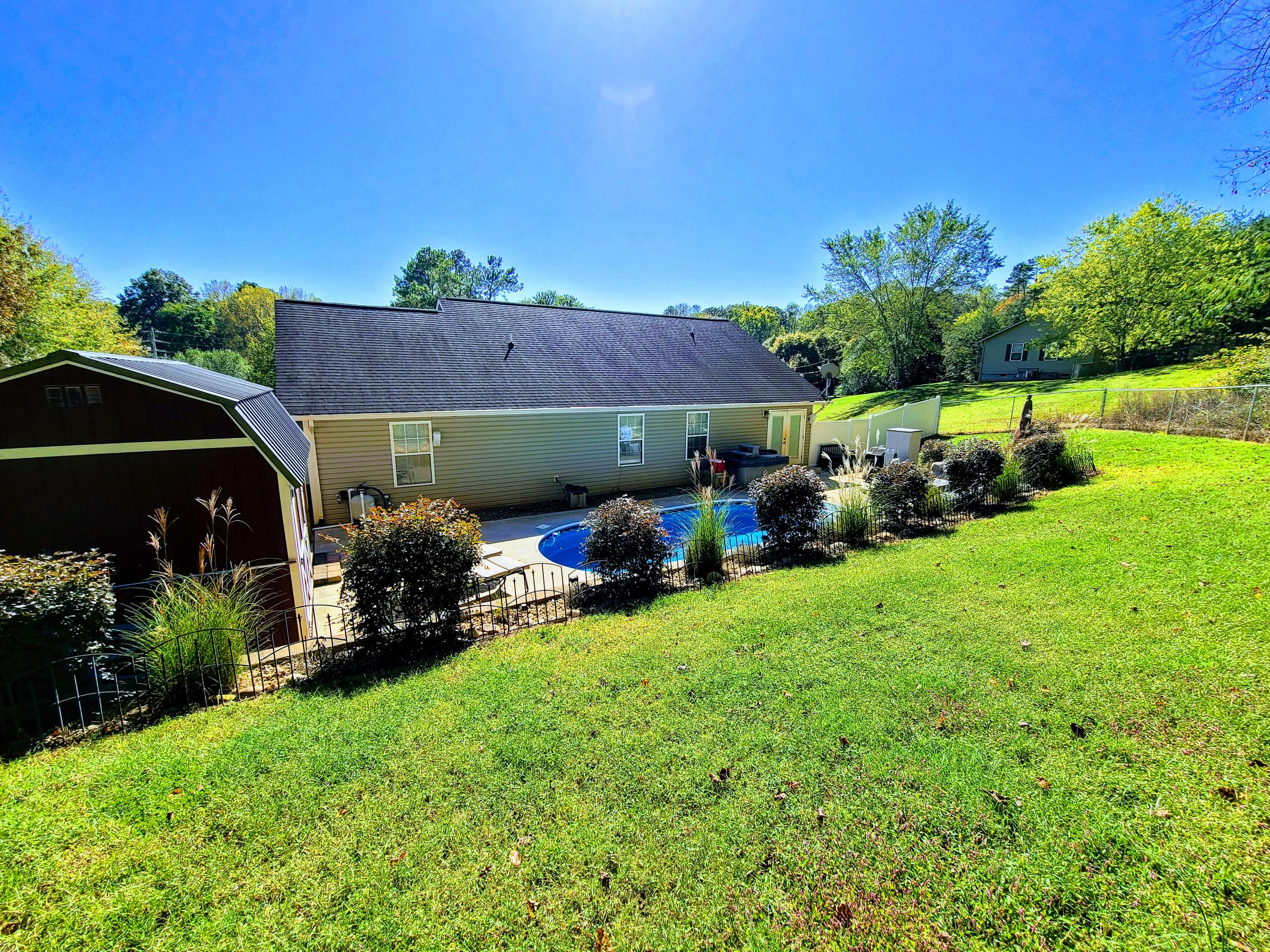 1592 Bluff Road Harriman, TN 37748 - Photo 26 of 39 Back Yard