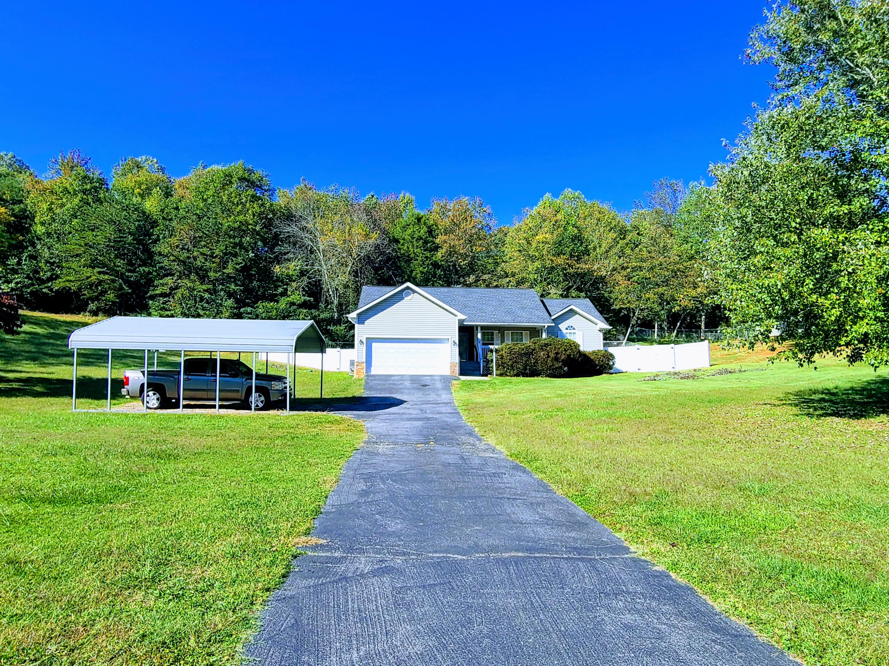 1592 Bluff Road Harriman, TN 37748 - Photo 33 of 39 Front Yard